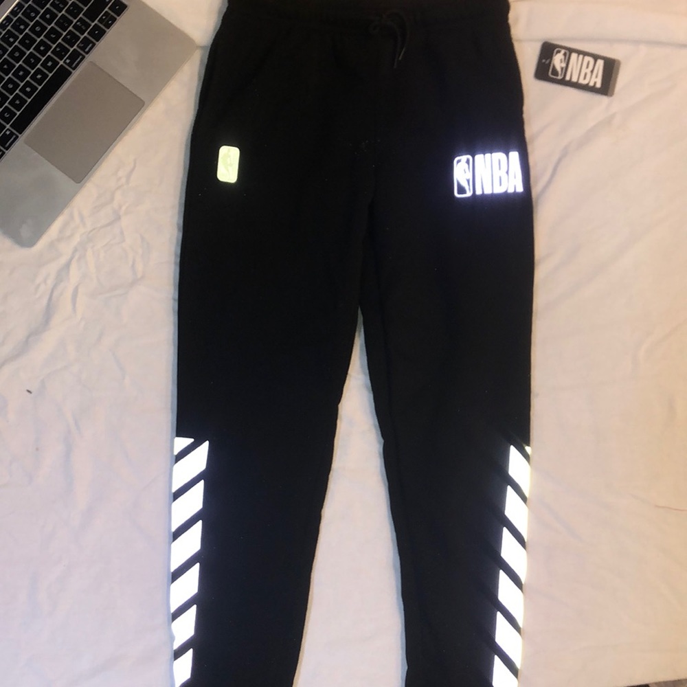 boys NBA licensed apparel black joggers NEW